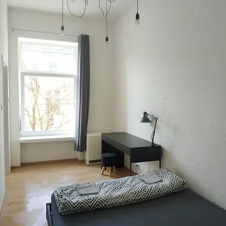 Fabryczna Centrum Loft-style - 24 Hour Check-in Apartment Lodz